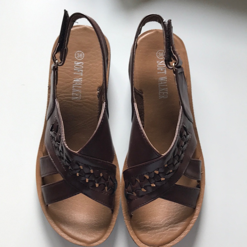 Women’s Sandals